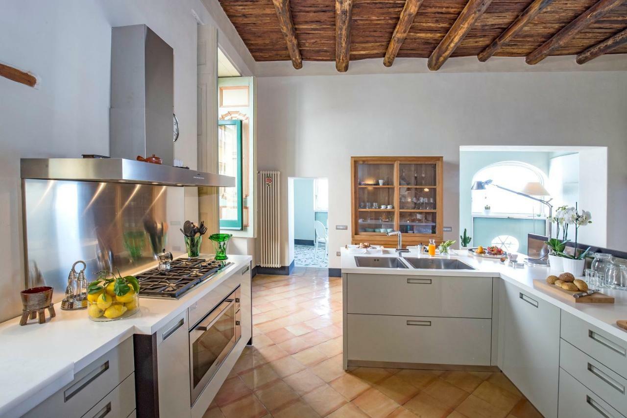 Apartmán Starhost - Dimora Copeta Salerno Exteriér fotografie
